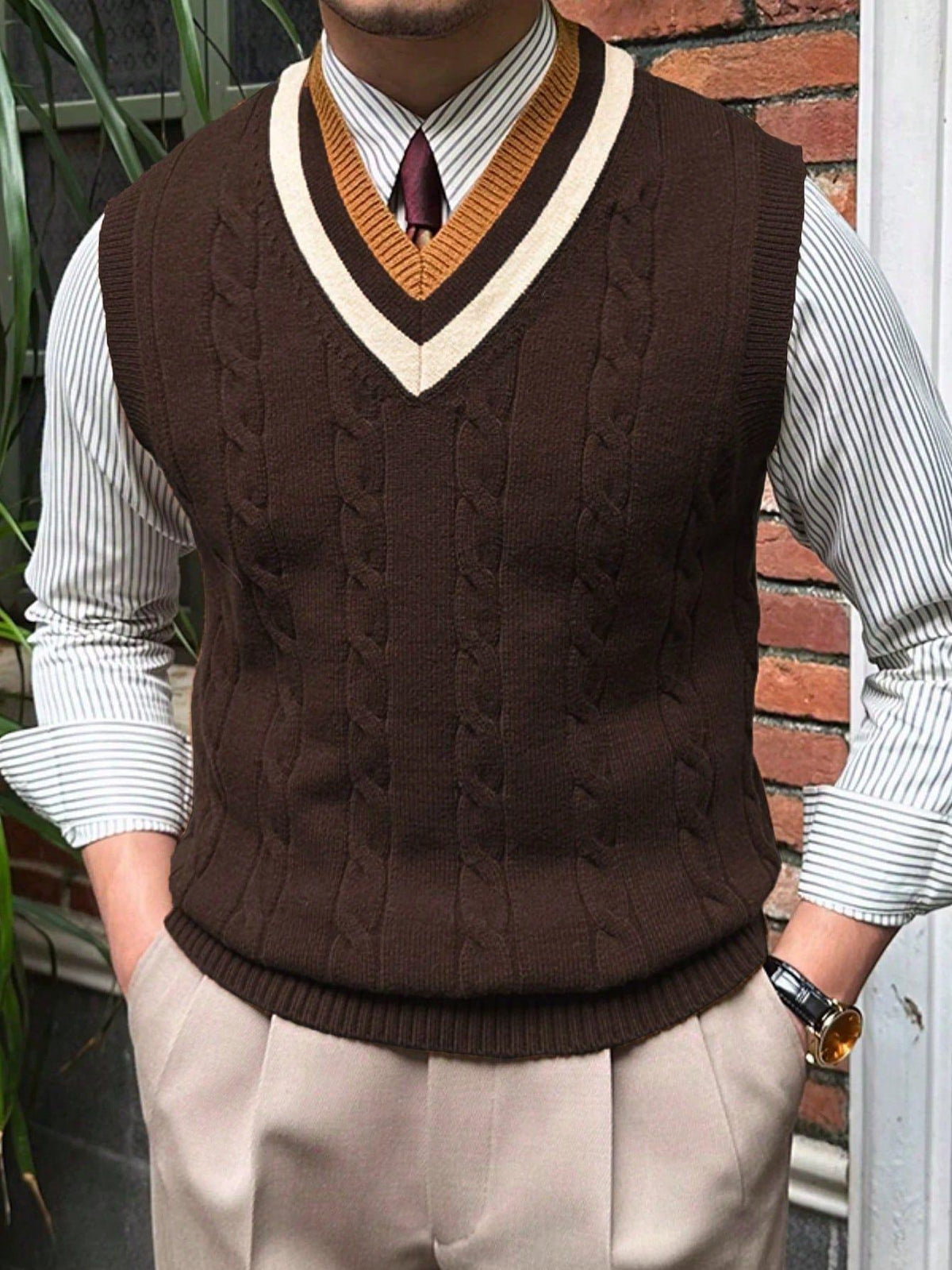 V‑neck Cable Knit Men's Vest, Two‑tone Trim Collar