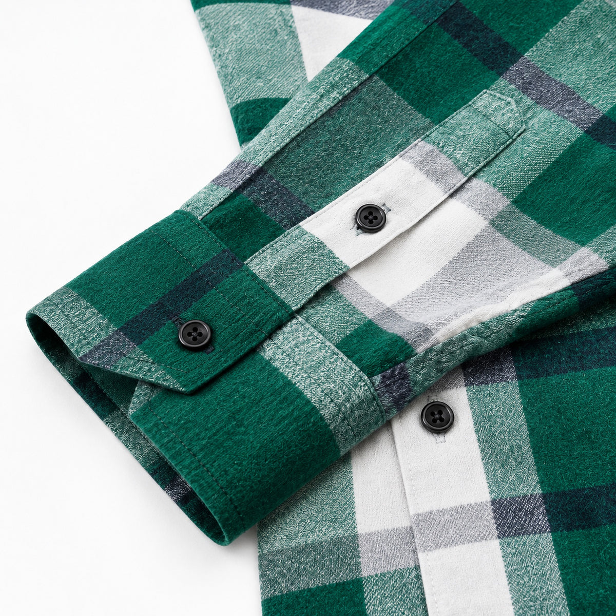 Men's fashionable green and white checkered long-sleeved shirt