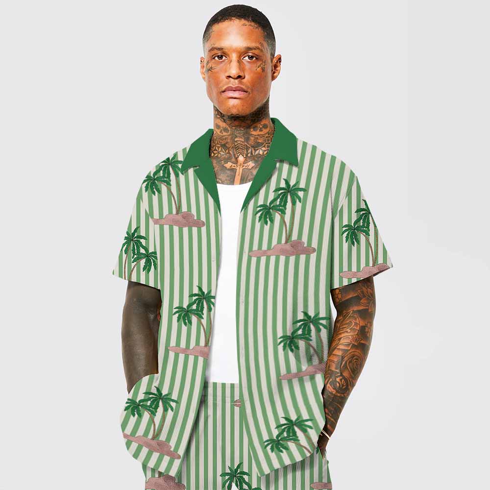 Green Striped Coconut Tree Pattern Elastic Waistband Summer Casual Shorts