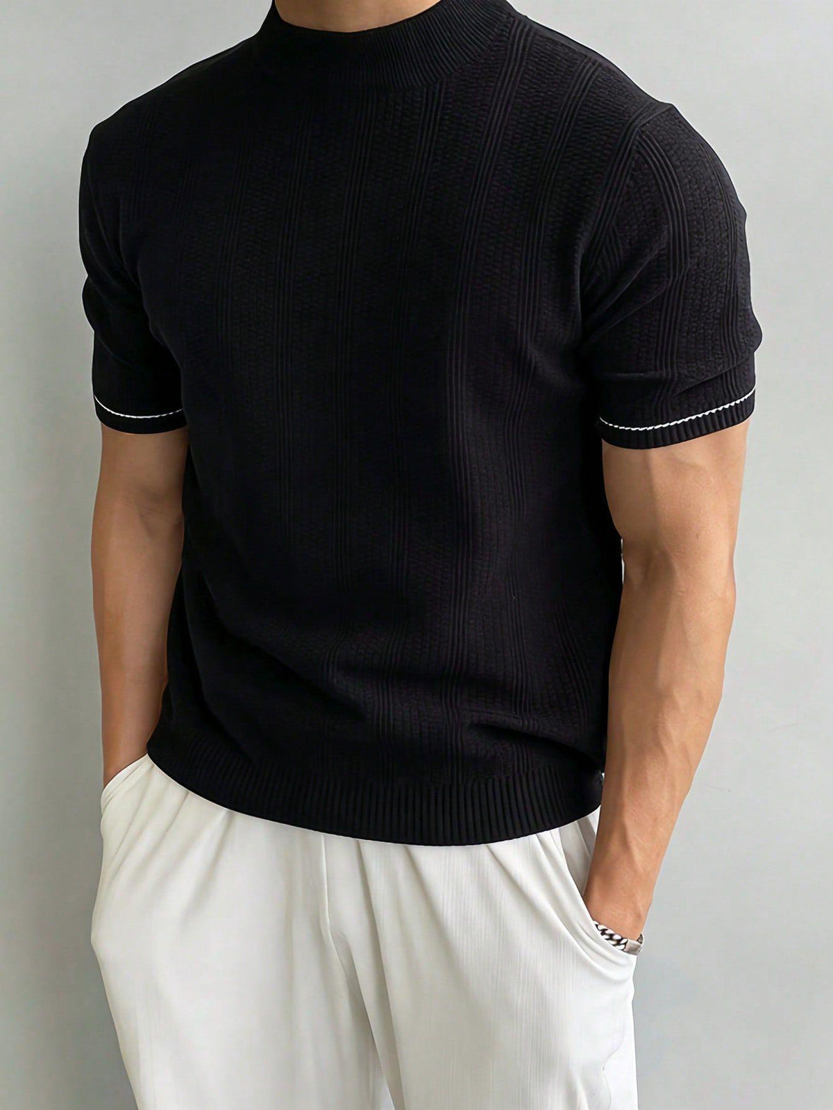 Stylish men's mock neck short‑sleeve knit top